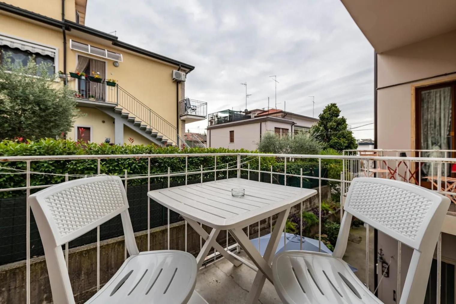 Ferienwohnung Civico 22 Peschiera del Garda Exterior foto